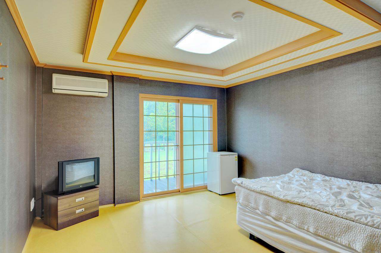 Sungbo Youth Hostel Mungyeong Exterior photo